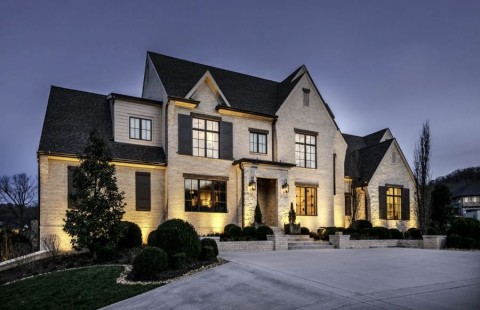 how-smart-security-lighting-protects-your-home-and-family